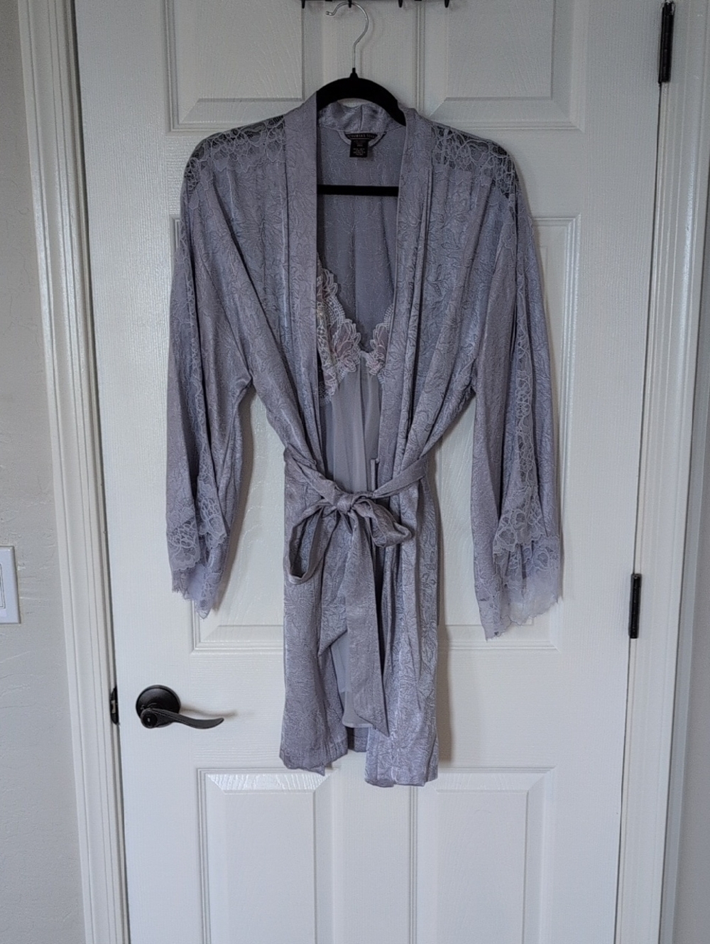 Victoria's Secret Lavender Lace Trim Robe & Slip Set
